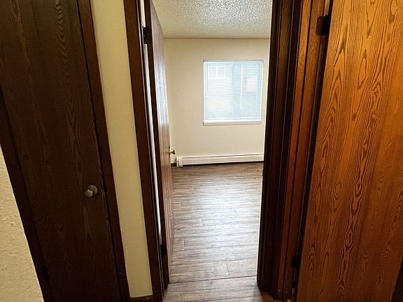 2nd image of 918 23rd Ave #7