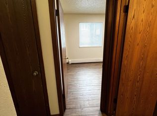 918 23rd Ave, Coralville, IA 52241