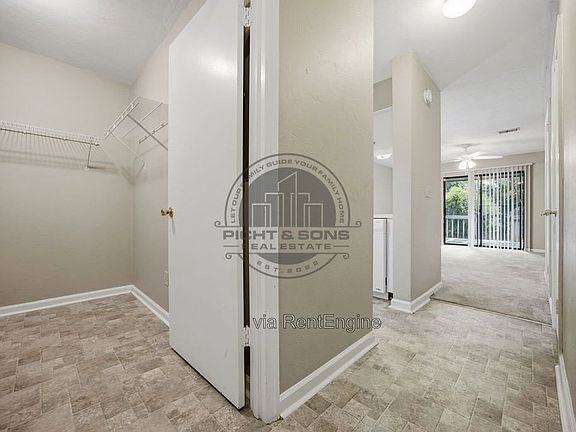 4th image of 5487 Sombra Del Lago Dr