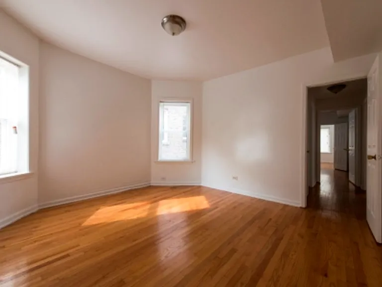 7722 S Kingston Ave — Photo 4