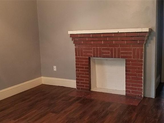 2nd image of 104 Scott Ave