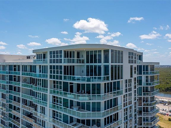 2nd image of 6051 N Ocean Dr #Penthouse 5