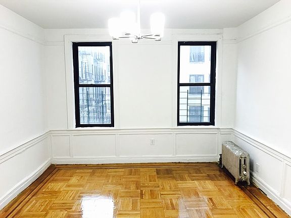 4th image of 320 Empire Blvd #2R