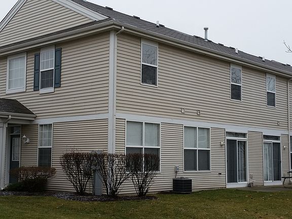 3rd image of 1481 Cambria Dr Unit 4