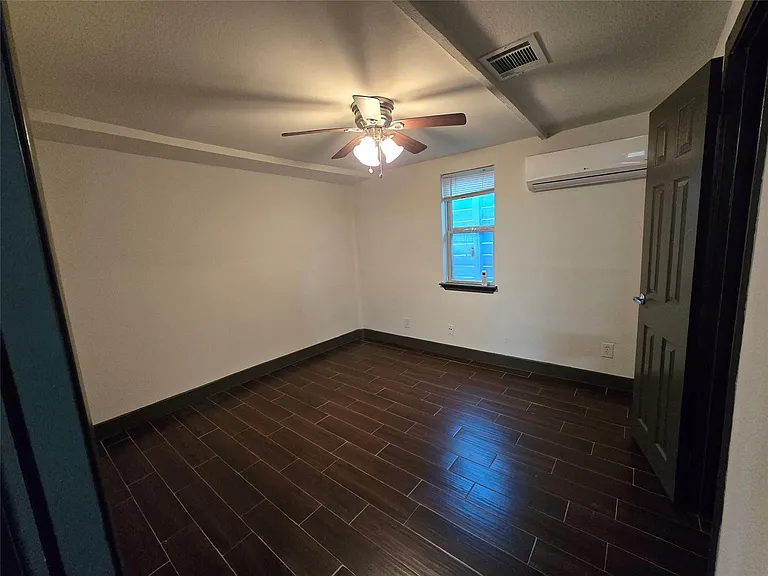 1501 Asbury St #B — Photo 4