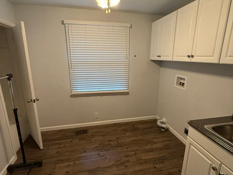 Dorr Dr — Photo 6