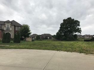 52259 Melody Dr, Macomb, MI 48042