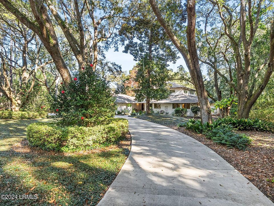 1st image of 40 N Port Royal Drive