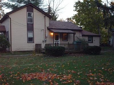 1st image of 208 E Erie St