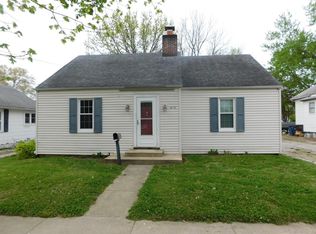 814 E College Ave, Greenville, IL