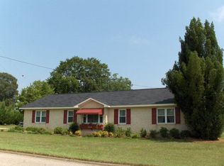 505 Alice Dr, Headland, AL 36345