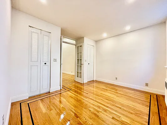 Rented by J & L Holding Corporation | media 5
