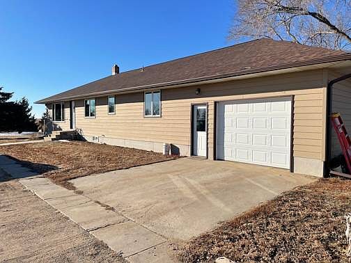 3rd image of 38048 273rd St