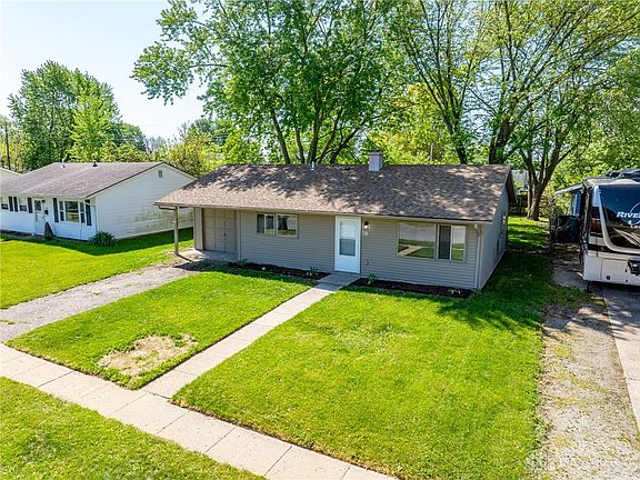 3rd image of 1677 Kylemore Dr