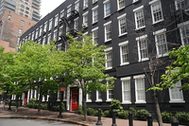 527 East 72nd Street in Lenox Hill