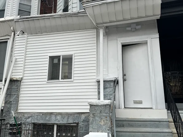 5710 Cedar Ave #1, Philadelphia, PA 19143