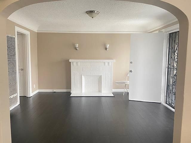 1st image of 3965 S Wilton Pl