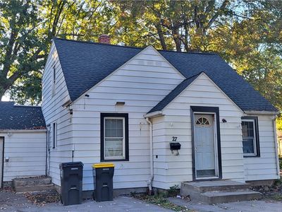 27 Woodside Ln, Rochester, NY, 14616