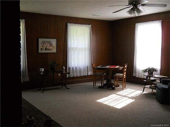 3rd image of 3890 Statesville Blvd