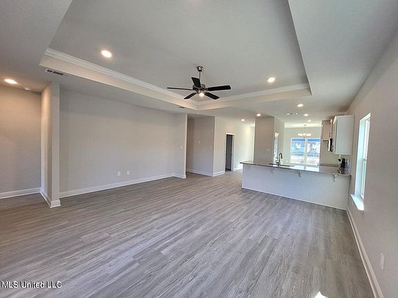 5th image of 17771 Kelso Dr