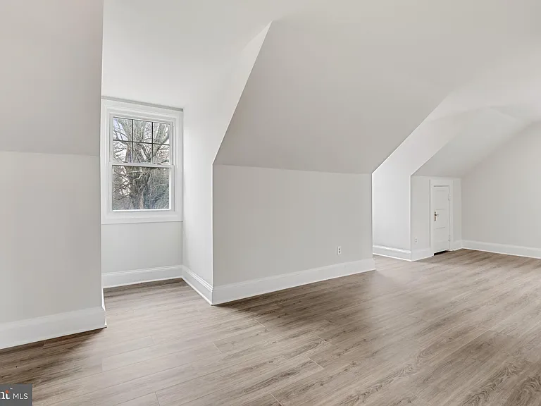 707 N Hickory Ave #3 — Photo 19