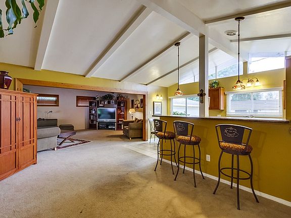5th image of 7143 Galewood St