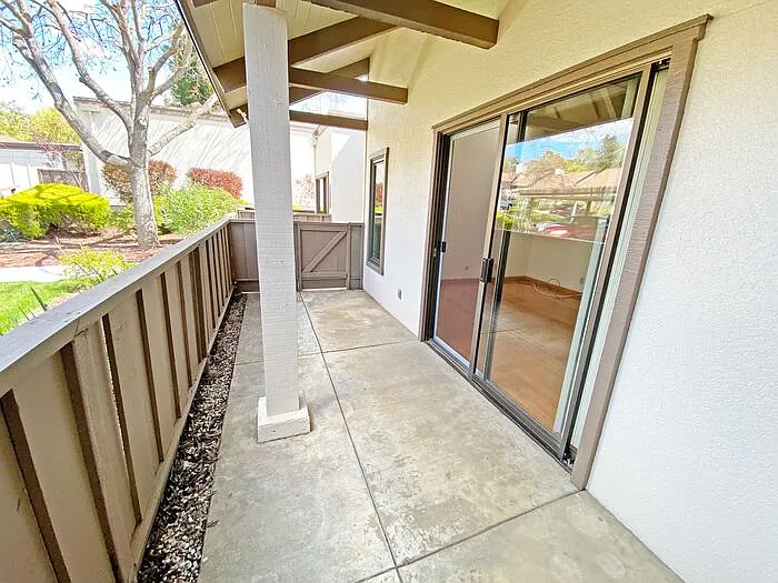 6032 Montgomery Cor — Photo 24