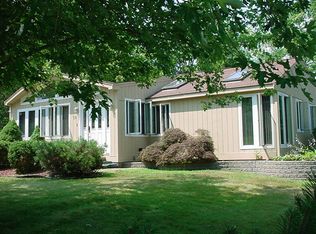 59 Magnolia Ln, East Berlin, CT 06023