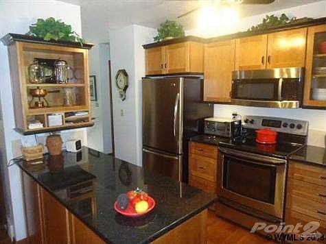 2nd image of 820 Burr Dr