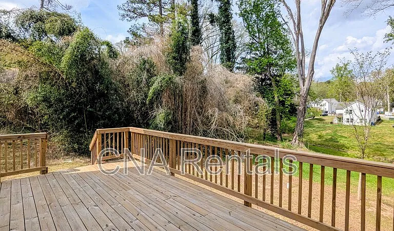 2367 Summit Ave — Photo 9