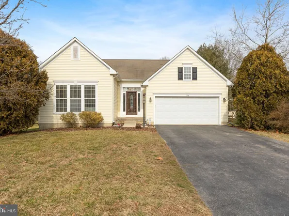 118 Peace Ct E, Bear, DE 19701