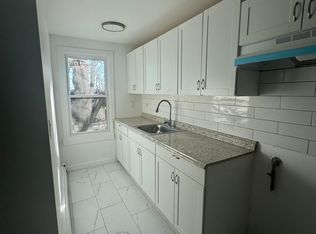980 Pembroke St #2R, Bridgeport, CT 06608