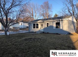 7417 Terry Dr, La Vista, NE 68128