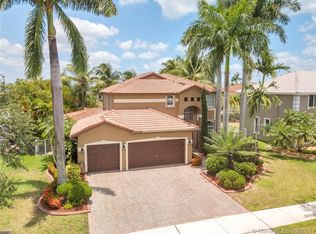 16315 N Mariposa Cir N, Pembroke Pines, FL 33331