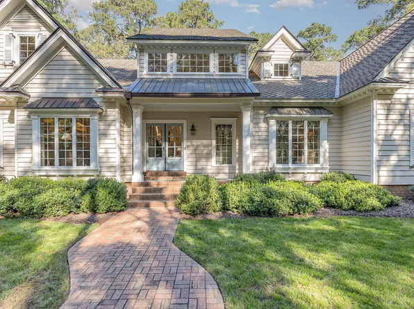 672 Lake Wackena Rd, Goldsboro, NC 27534