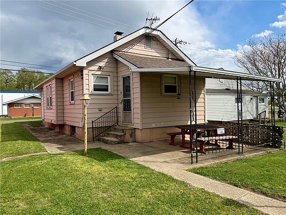 4th image of 107 S Riverside Dr