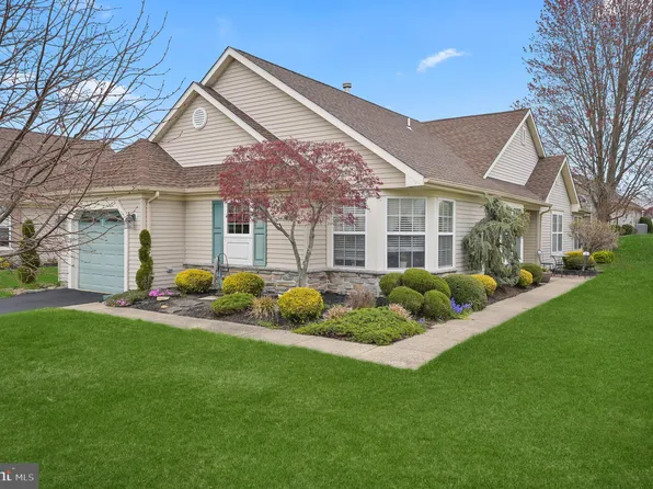 2705 Brookdale Ct, Toms River, NJ 08755