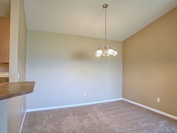 4th image of 51797 Adler Park Dr W