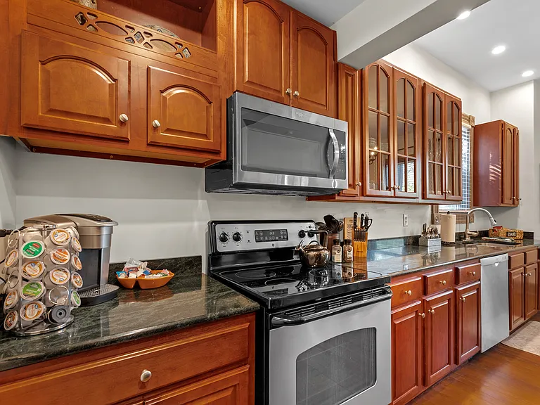 1746 Varina Ave — Photo 19