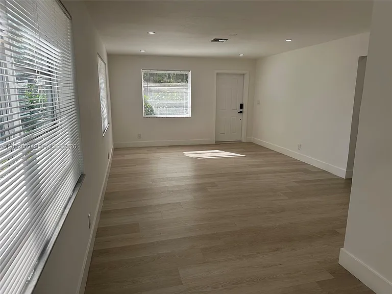 890 SW 28th St #1 — Photo 7