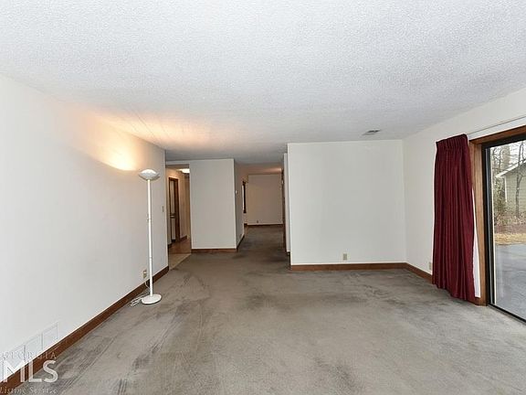 3rd image of 457 Windsor Farms Dr