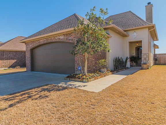 3rd image of 306 Highland View Dr