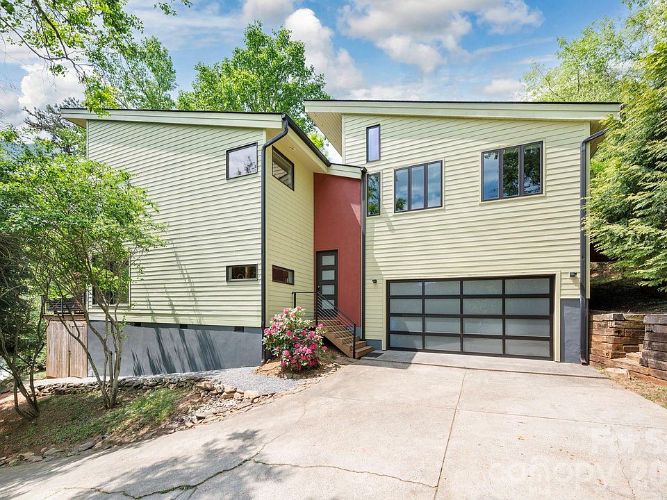 1st image of 321 Barnard Ave