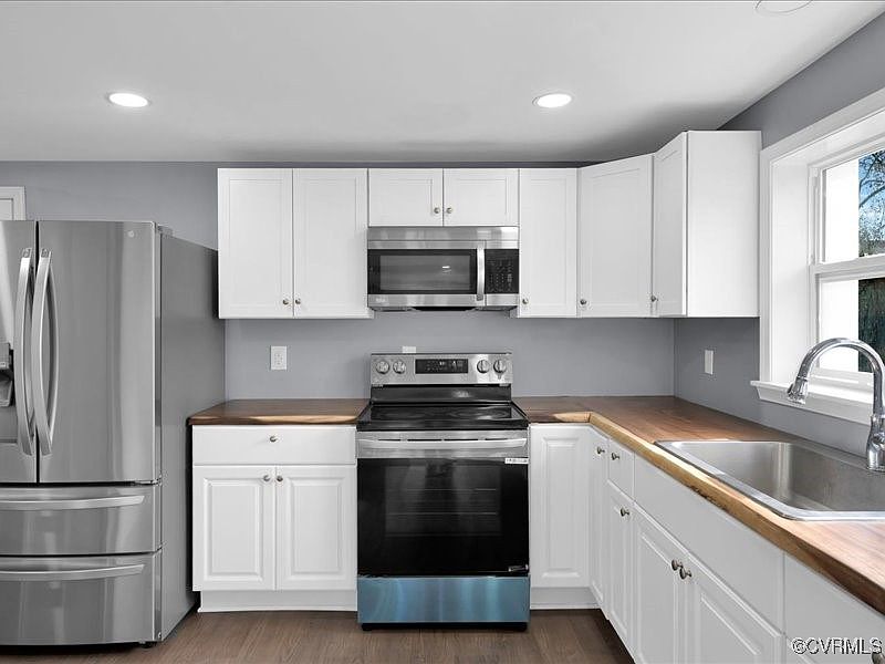1st image of 209 Forest Ave