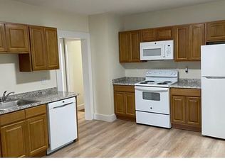 238 College St #2, Springfield, MA 01109