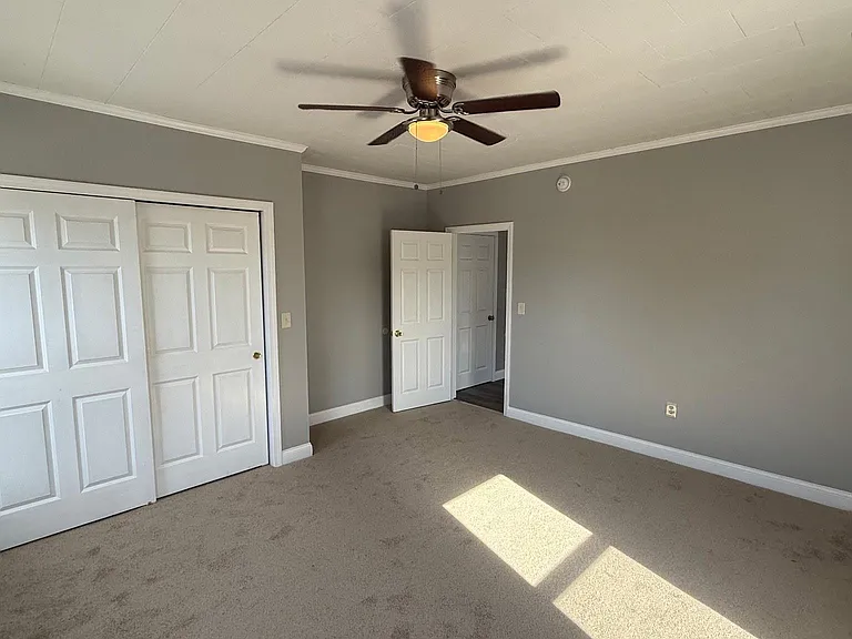 152 Pearl St #2 — Photo 17