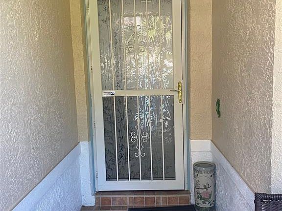 3rd image of 2602 Edgewater Ct