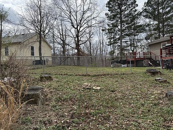 3rd image of 295 Acorn Hill Dr
