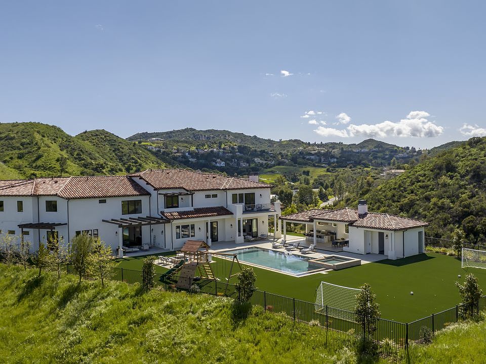 23401 Mulholland Hwy, Calabasas, CA 91302 | MLS #23-246885 | Zillow