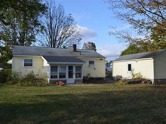 3rd image of 4 McHugh St